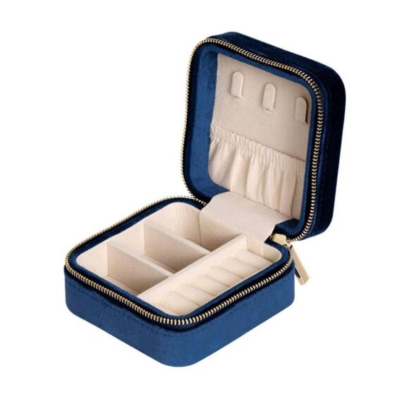 Velvet Travel Jewelry Box in Royal Blue – NWOT, Compact & Stylish - Picture 4 of 4